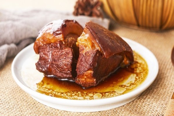 杨帆配资 糖友必看，这3种肉越吃血糖越稳，另外3种可得少吃